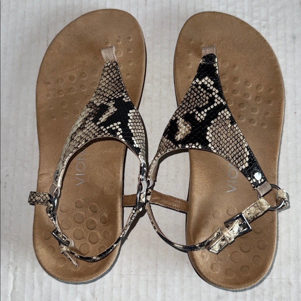 Vionic Kirra Snakeskin Print T Strap Back Strap Sandals - Picture 10 of 12